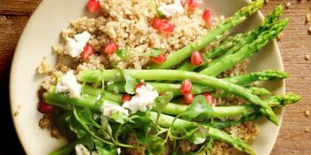 salada de quinoa com romã