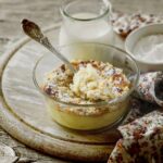 pudim de baunilha com cobertura de nozes simples fácil banho maria forno