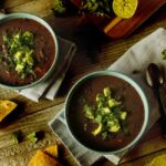 Receita de sopa de feijão com muitos benefícios para saúde!