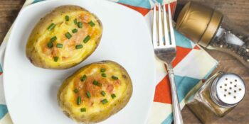 Batata Assada com recheio de frango
