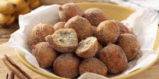 Bolinho de banana frita - Imagem por Receitas Nestlé