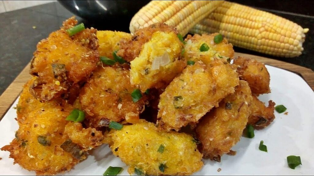 Receita de bolinho de milho verde com muçarela
