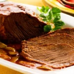 Carne no molho de cerveja preta e champignon - Imagem por CLAUDIA