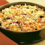 Arroz de forno com frango e milho - Imagem por Pinterest