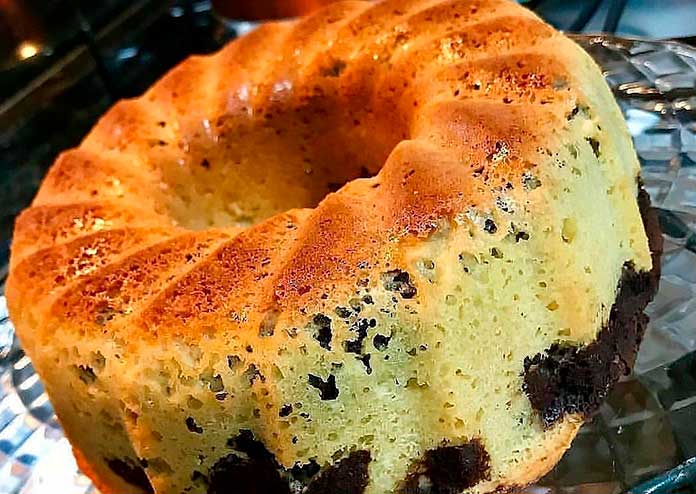 Bolo Mesclado de Iogurte com Aveia sem glúten - Imagem por Receitas Agora