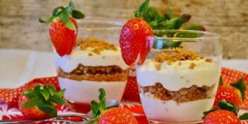 Pavê de morango com gelatina