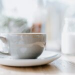 Esse bolo de caneca branco fica pronto em 3 minutos é a melhor sobremesa da vida!