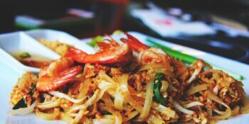 Yakisoba de camarão