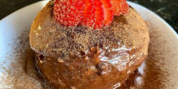 Bolo de caneca cremoso
