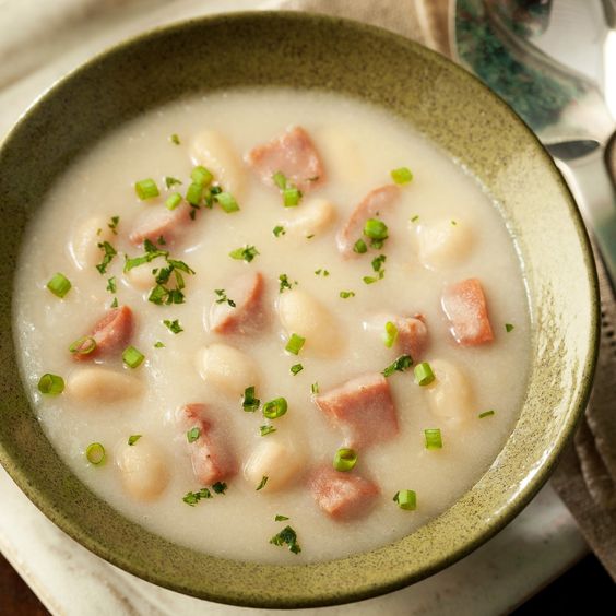 Caldo de feijão branco simples fácil 