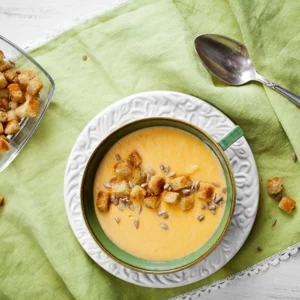 Sopa com batata baroa