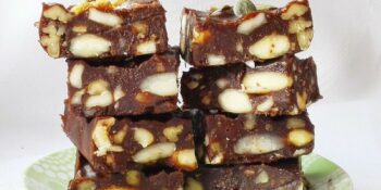 Pé de moleque de chocolate