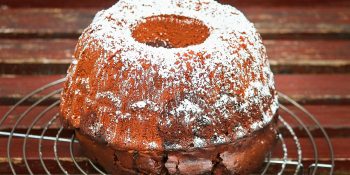 Bolo sem farinha e sem açúcar