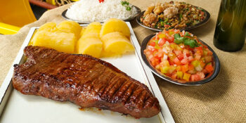 Carne de sol com pimentas