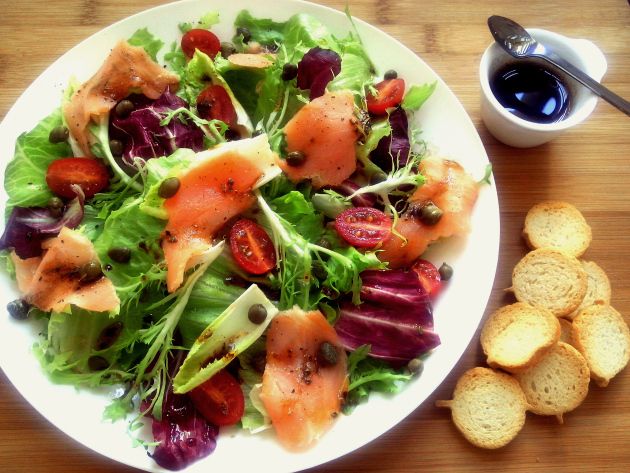 Salada de salmão fácil