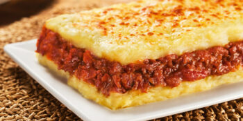 Escondidinho de calabresa