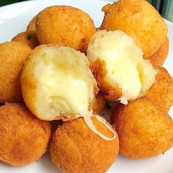 bolinho-de-queijo