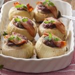 Cebola recheada com carne moída que você nem imagina ser tão fácil por ser gostosa demais