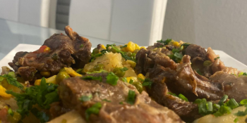 Costela na panela de pressão com linguiça