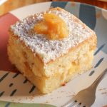 Torta de abacaxi gelada com pão de ló