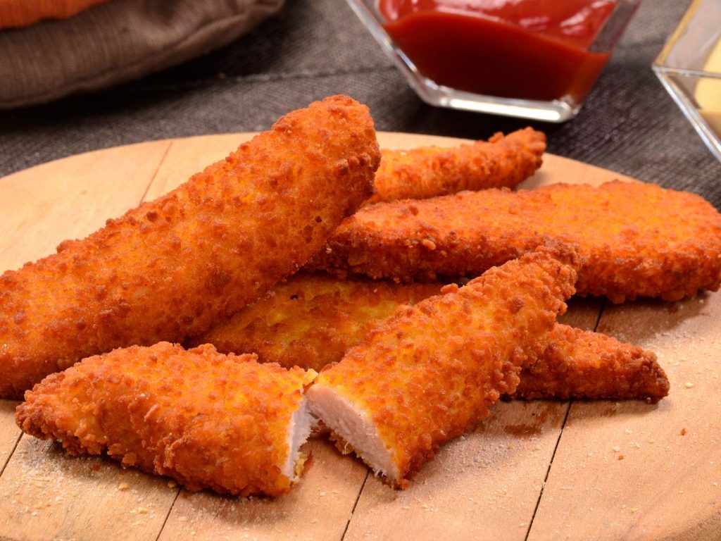 Frango à milanesa na airfryer com farinha de trigo Frango à milanesa na airfryer tudo gostoso Frango à milanesa na airfryer quanto tempo Filé de frango à milanesa Frango à milanesa na airfryer sem farinha de rosca Filé de frango à milanesa no forno Filé de frango na airfryer Frango empanado na airfryer com farinha de rosca