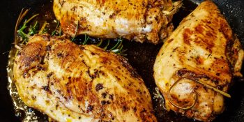 Frango recheado com presunto