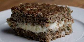 Quibe de forno recheado com muçarela