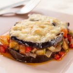 Lasanha de berinjela a bolonhesa