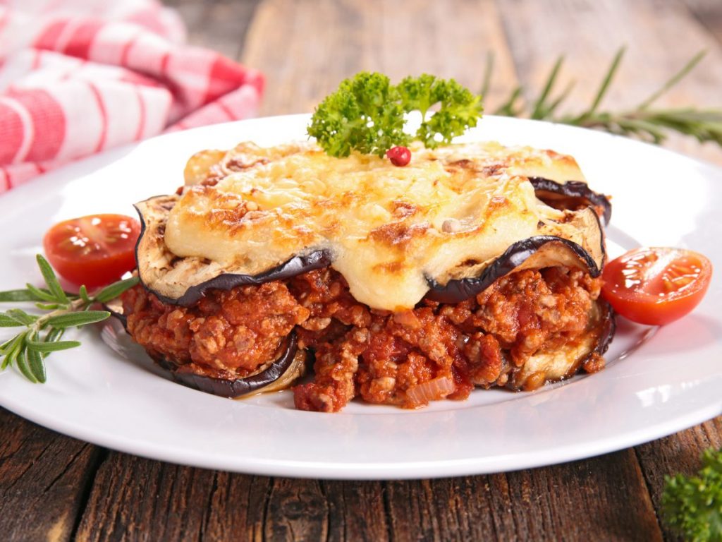 Lasanha de berinjela com carne moída