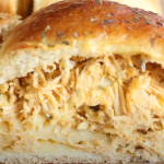 pãozinho recheado com frango
