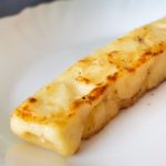 Queijo coalho com melaço