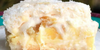 Torta de abacaxi com biscoito maizena