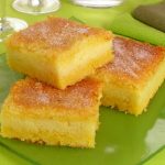 Bolo de fubá com queijo