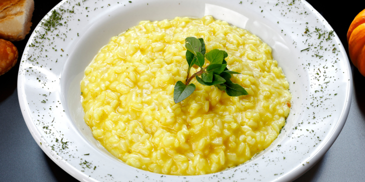 Risoto de alho poró e queijo