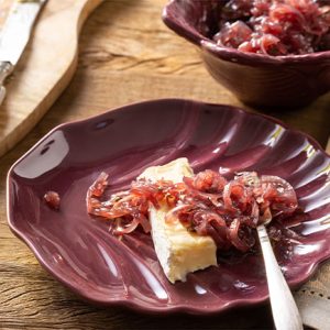 Geleia de cebola caramelizada para comer naquele churrasco de domingo e não sobrar nada