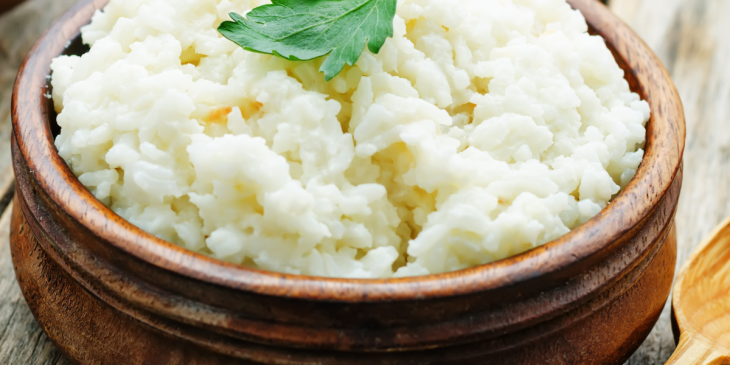 Arroz cremoso com maionese