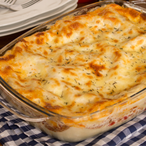 Fricassê de frango desfiado: receita perfeita para almoço de visitas