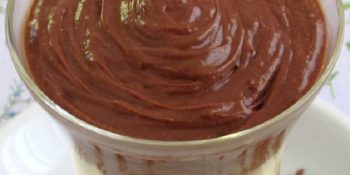 Mousse de limão com chocolate