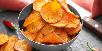 Receita de chips de cenoura: faça no forno bem crocante