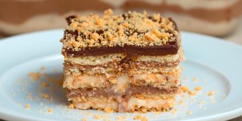 Torta de bolacha com paçoca
