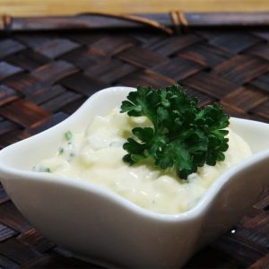 Receita de molho tártaro para acompanhar com aquele peixinho que você tanto ama e não sobrar nada