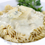 molho de queijo para macarrão