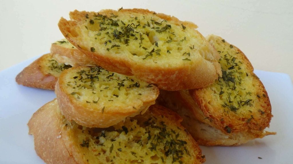 Pão de alho com queijo