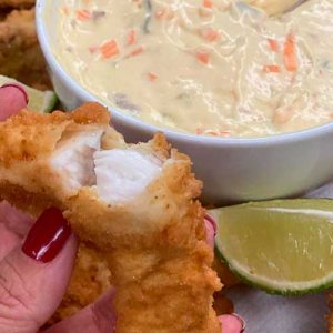 Esse molho para isca de peixe é tão delicioso que nenhum outro pronto consegue chegar aos seus pés