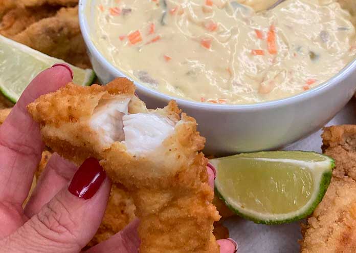Esse molho para isca de peixe é tão delicioso que nenhum outro pronto consegue chegar aos seus pés
