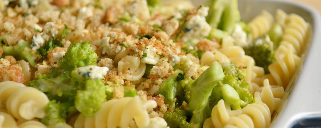 Farofa de macarrão sensação de praticidade e muito sabor para seu almoço