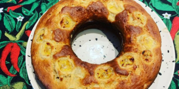 Bolo de banana com aveia e passas