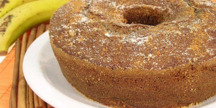 Bolo de casca de banana