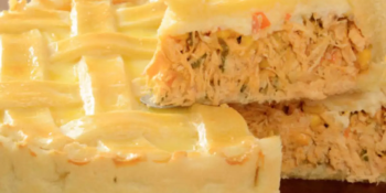 Empadão de frango com catupiry