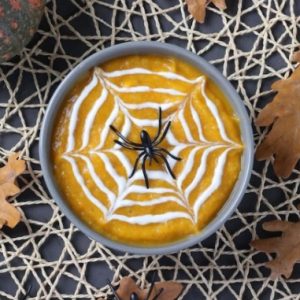 Sopa de abóbora do Halloween que é tradição e que não pode ficar sem no Dia das Bruxas